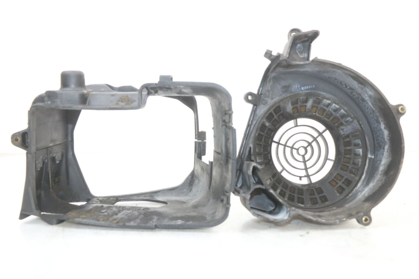 photo de TAMPA DO MOTOR RENAULT KOURANOS 125 (2001 - 2004) - Estado da superfície