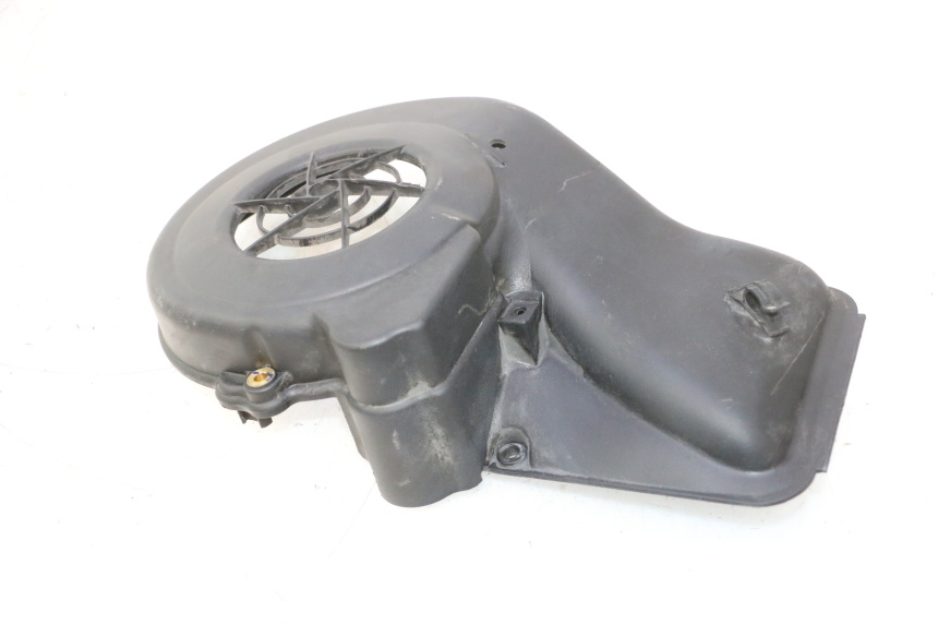 photo de TAMPA DO MOTOR PIAGGIO LIBERTY IGET S 125 (2016 - 2020) - Pontos de fixação