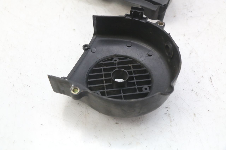 photo de TAMPA DO MOTOR KYMCO LIKE 4T 50 (2009 - 2018) - Zoom do estado de desgaste