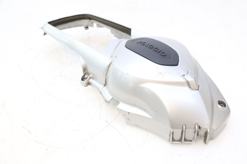 photo de TAMPA DO MOTOR PIAGGIO MP3 LT 300 (2010 - 2016) - Pontos de fixação