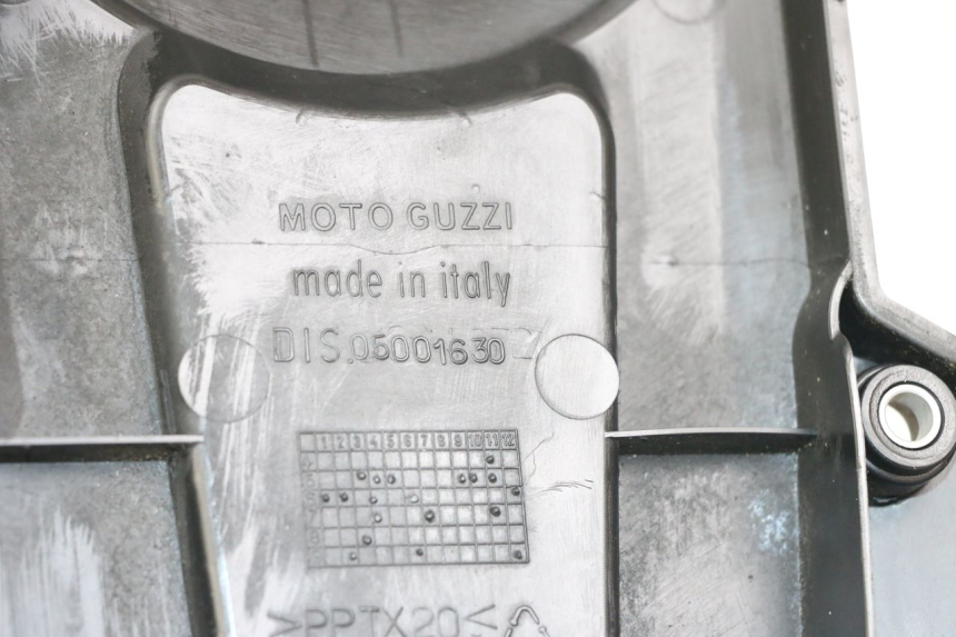 photo de TAMPA DO MOTOR MOTO GUZZI NORGE 8V GT 1200 (2011 - 2016) - Detalhe da peça