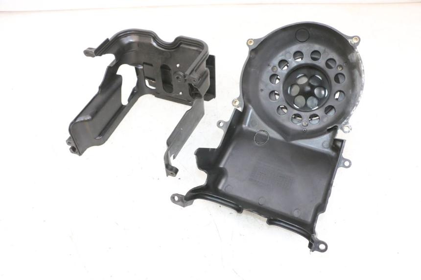 photo de TAMPA DO MOTOR DAELIM S1 125 (2007 - 2016) - Ampliação técnica