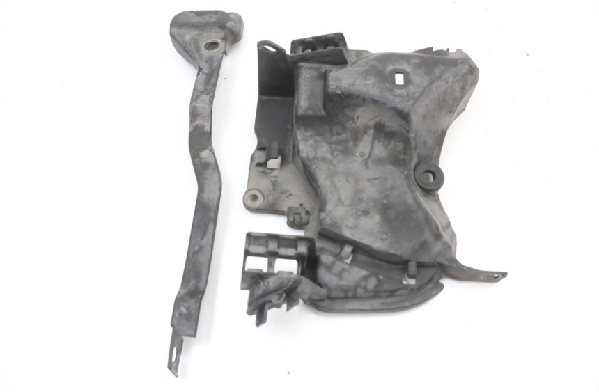 photo de TAMPA DO MOTOR HONDA SH ABS 125 (2012 - 2017) - Detalhe da peça