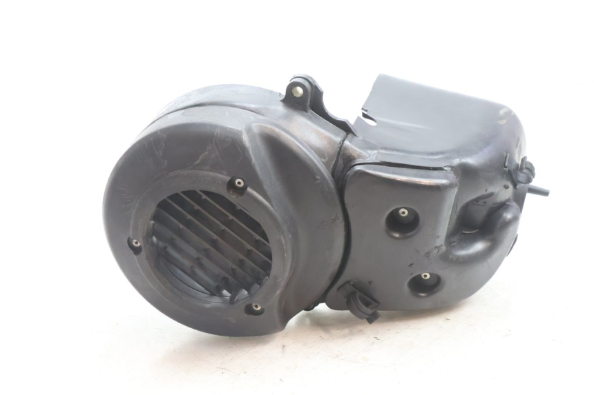 photo de TAMPA DO MOTOR KYMCO SUPER 8 2T 50 (2007 - 2013) - Detalhe da peça