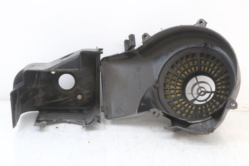 photo de TAMPA DO MOTOR PIAGGIO VESPA S 2T 50 (2007 - 2014) - Zoom do estado de desgaste