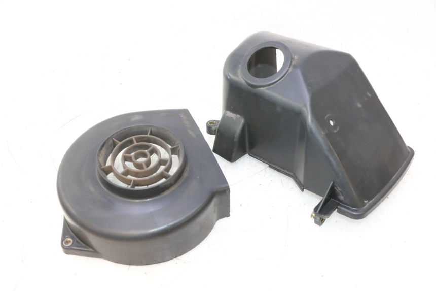 photo de TAMPA DO MOTOR PEUGEOT VIVACITY NEW 2T 50 (2008 - 2017) - Detalhe da peça