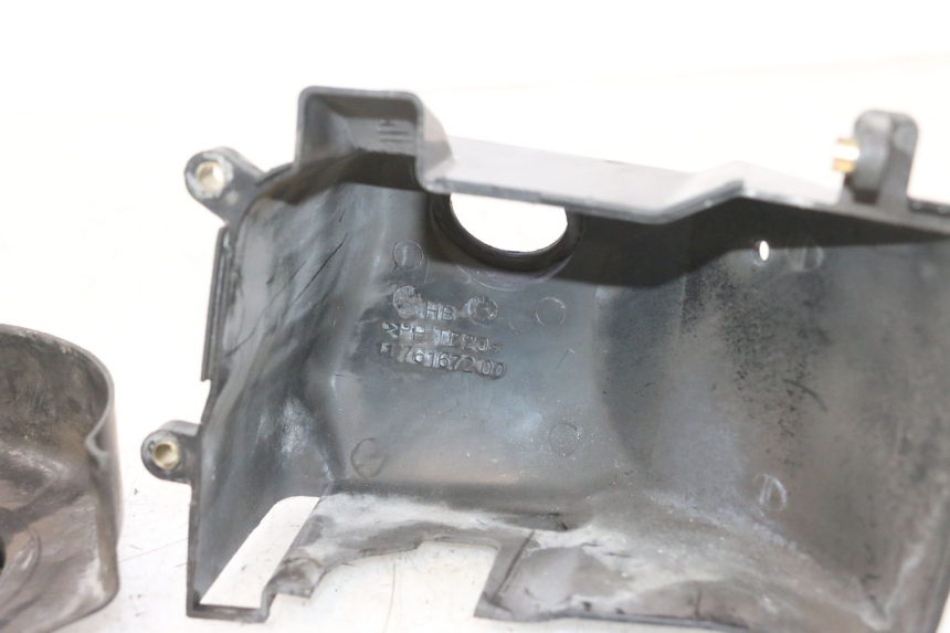 photo de TAMPA DO MOTOR PEUGEOT VIVACITY NEW 2T 50 (2008 - 2017) - Outro ângulo de visão