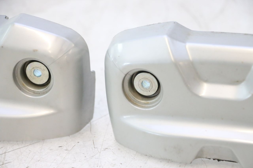 photo de TAMPA DO MOTOR HONDA XLV VARADERO 125 (2007 - 2012) - Peça verificada