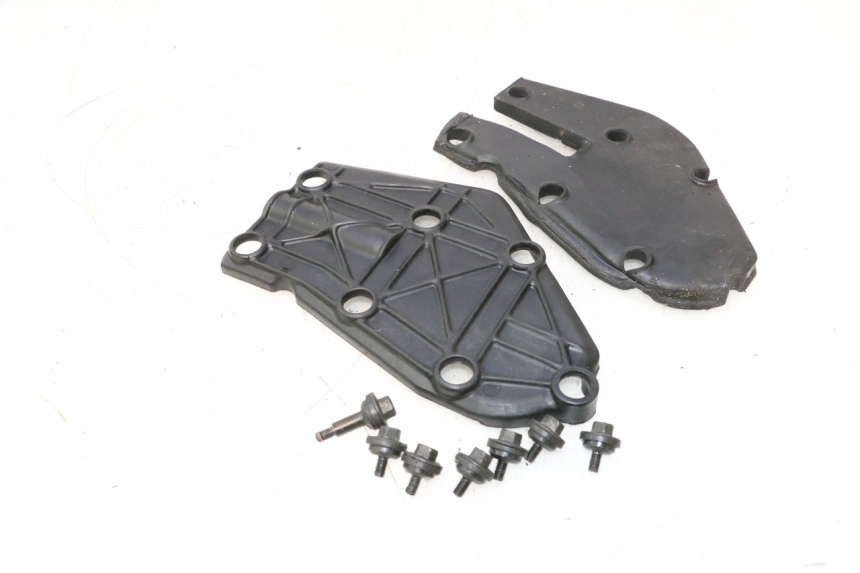 photo de TAMPA DO MOTOR KAWASAKI ZX-6R ZX6R 600 (2000 - 2002) - Outro ângulo de visão