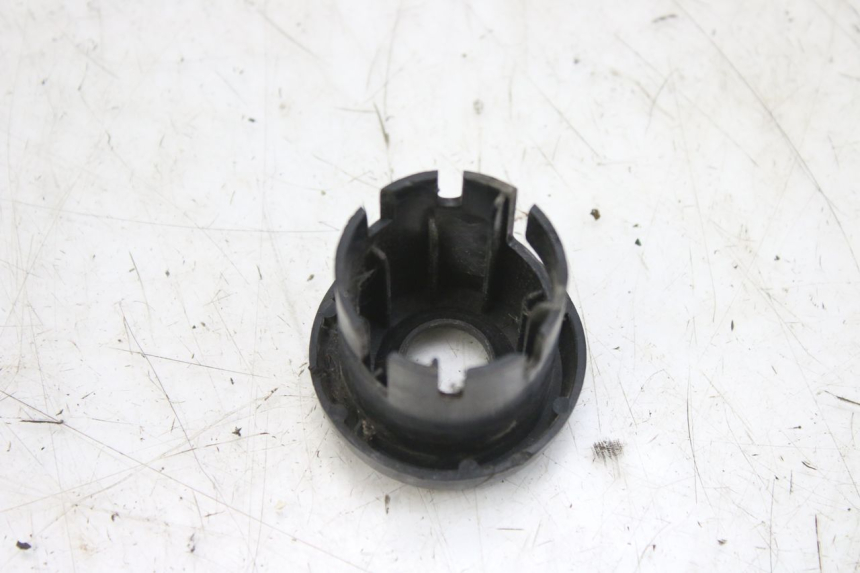 photo de TAMPA DE IGNICAO MBK BOOSTER SPIRIT 50 (2004 - 2017) - Detalhe da peça
