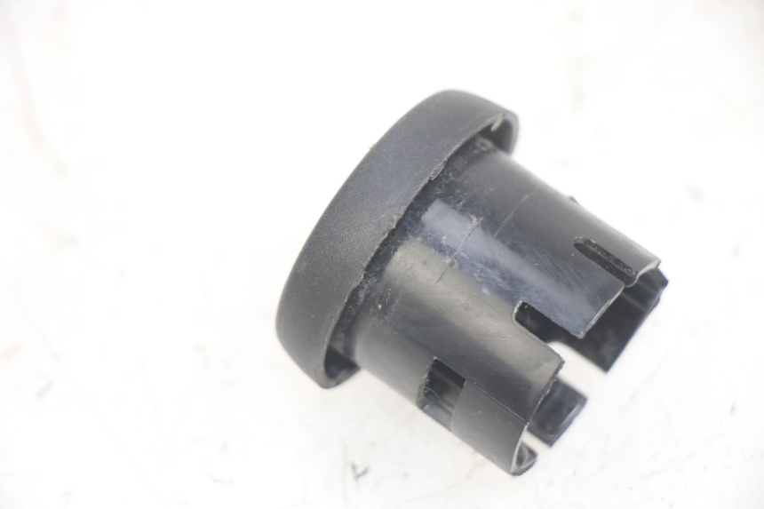 photo de TAMPA DE IGNICAO YAMAHA NEOS NEO'S 4T 50 (2008 - 2016) - Zoom do estado de desgaste