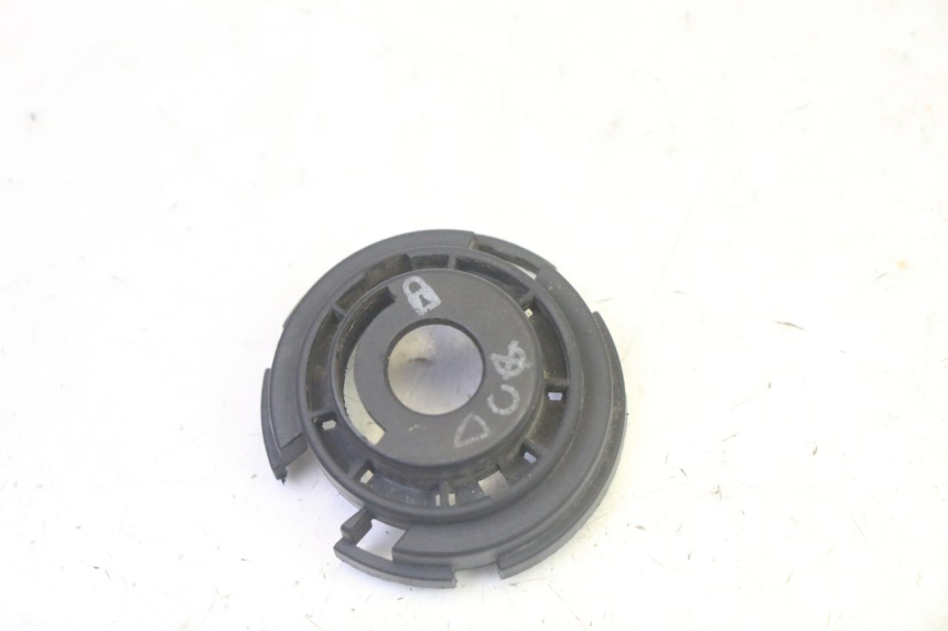 photo de TAMPA DO NEIMAN LIGIER PULSE 3 1 (2014 - 2020) - Detalhe da peça