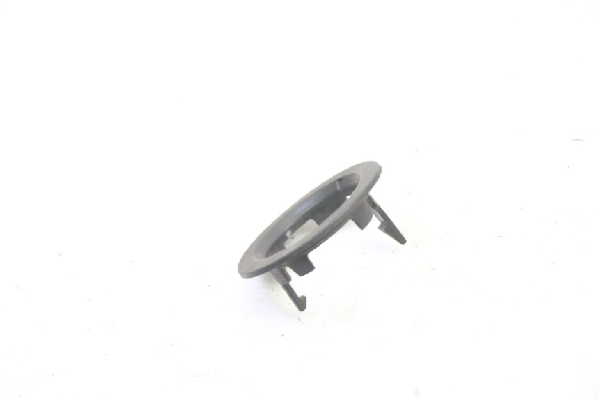 photo de TAMPA DE IGNICAO PEUGEOT SATELIS 250 (2006 - 2012) - Detalhe da peça