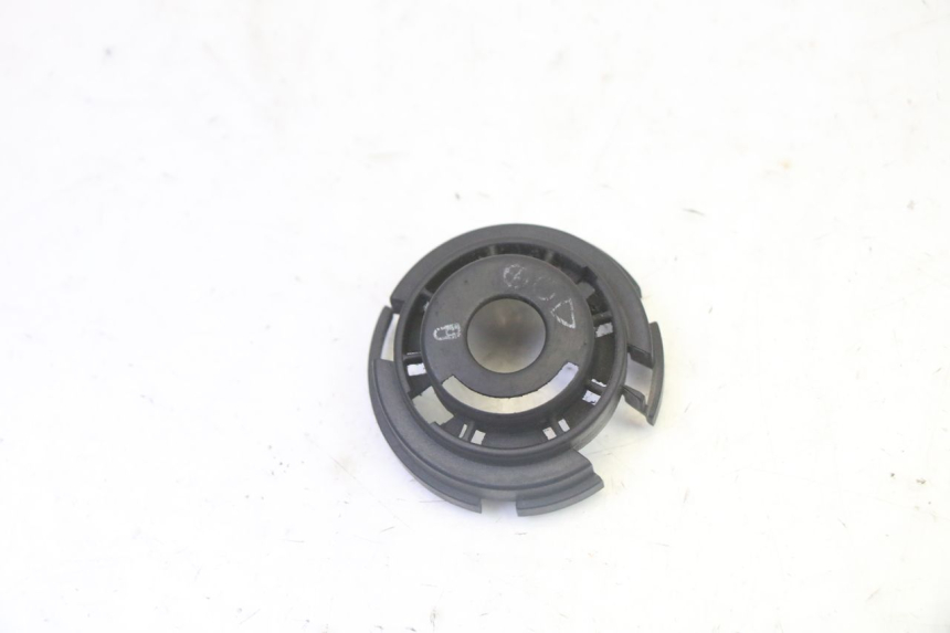 photo de TAMPA DE IGNICAO PEUGEOT SATELIS 125 (2006 - 2009) - Detalhe da peça