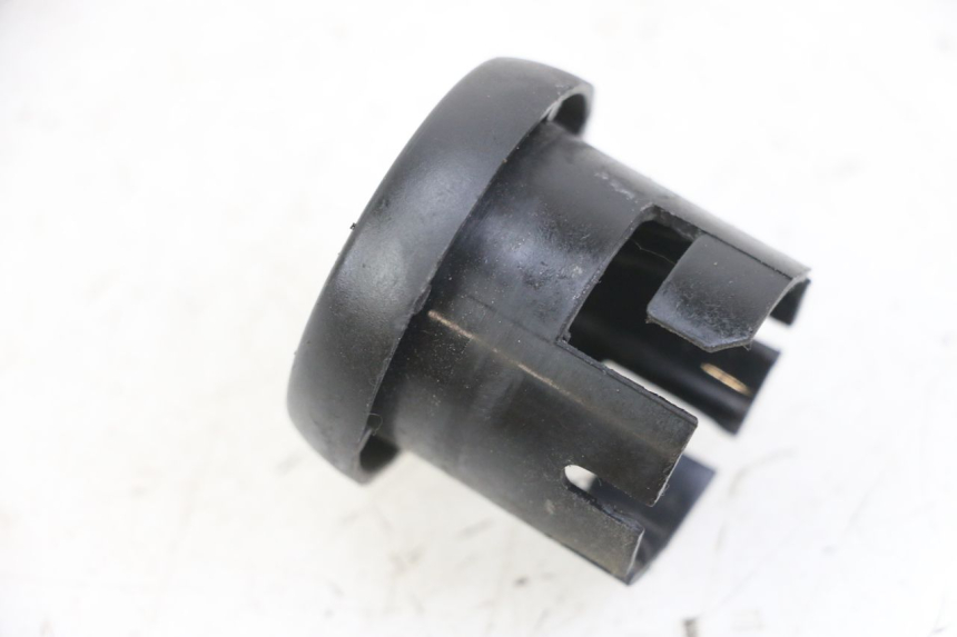 photo de TAMPA DE IGNICAO YAMAHA NEO'S NEOS 2T EASY 50 (2013 - 2016) - Zoom do estado de desgaste