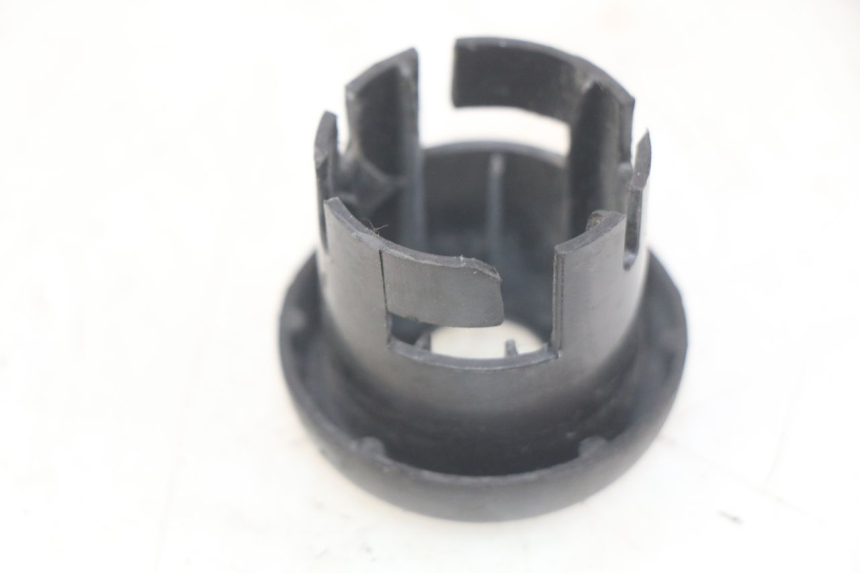 photo de TAMPA DE IGNICAO YAMAHA YP MAJESTY 125 (2007 - 2010) - Detalhe da peça