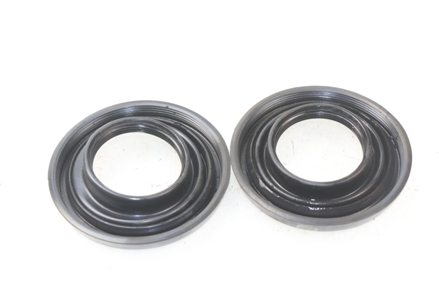 photo de TAMPA DE POEIRA DO FAROL SUZUKI GSX-R GSXR K16 1000 (2012 - 2016) - Detalhe da peça