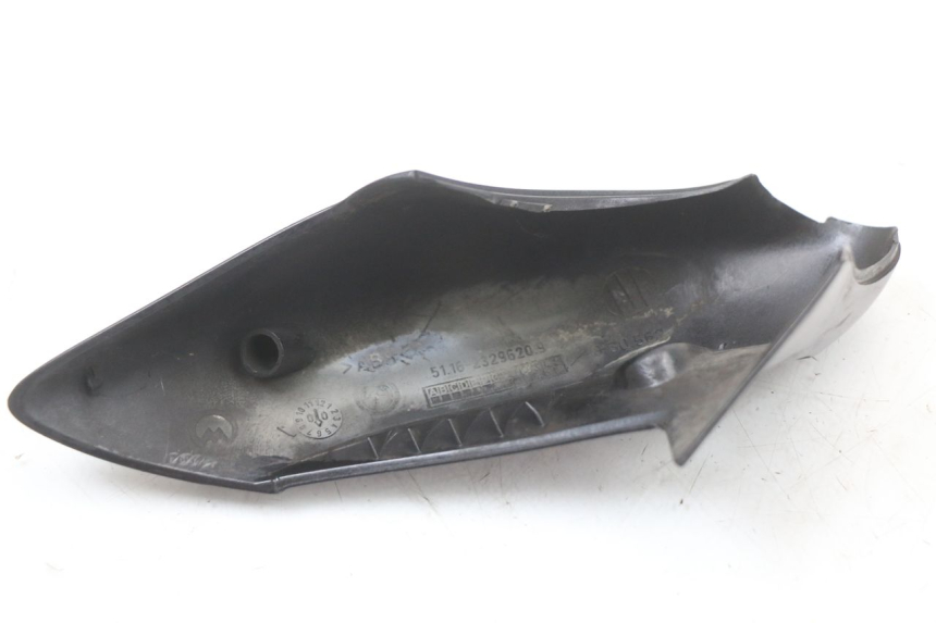 photo de TAMPA DO ESPELHO RETROVISOR BMW C1 125 (2000 - 2003) - Pontos de fixação
