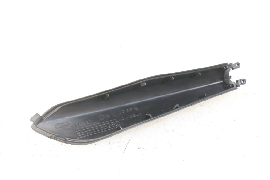 photo de TAMPA DO ESPELHO RETROVISOR PIAGGIO XEVO - X EVO 125 (2007 - 2017) - Detalhe da peça