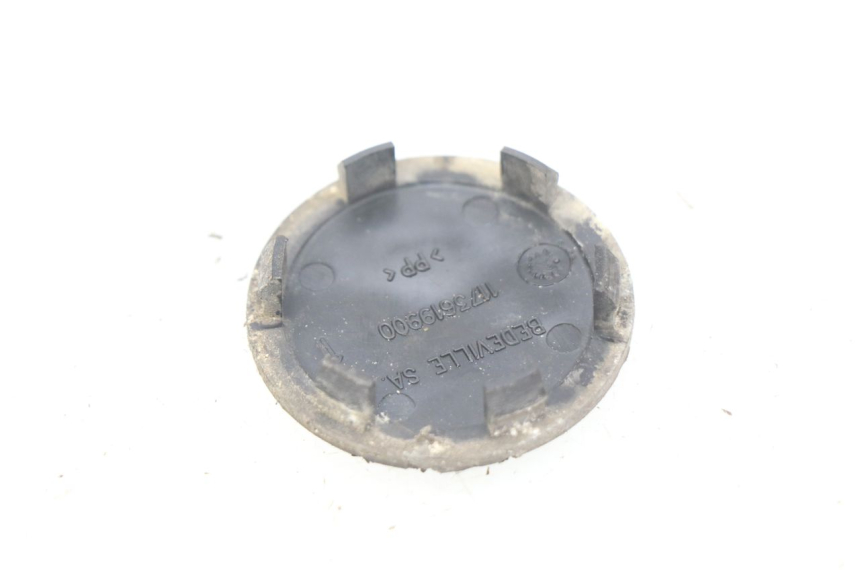 photo de TAMPA DE RODA PEUGEOT ELYSTAR 50 (2002 - 2014) - Zoom do estado de desgaste
