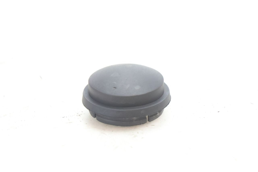 photo de TAMPA DE RODA PIAGGIO FLY 2T 50 (2004 - 2017) - Vista principal