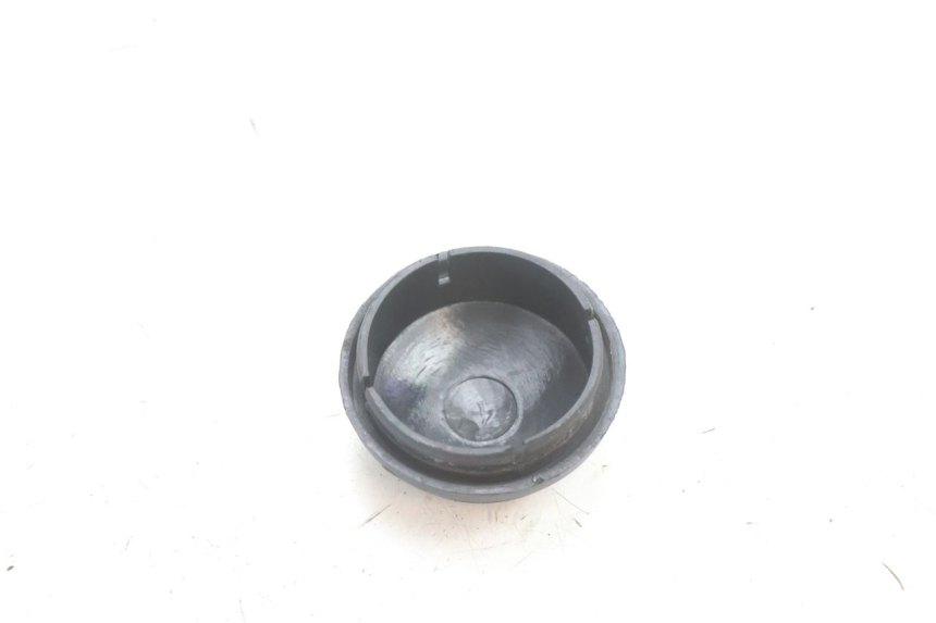 photo de TAMPA DE RODA PIAGGIO FLY 2T 50 (2004 - 2017) - Zoom do estado de desgaste