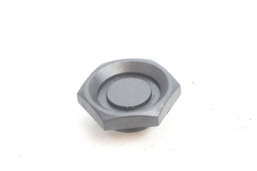 photo de TAMPA DE RODA GILERA RUNNER SP 50 (2002 - 2004) - Detalhe da peça
