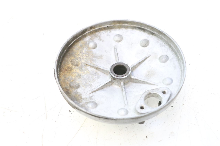 photo de TAMPA DE RODA PEUGEOT SATELIS 125 (2006 - 2009) - Zoom do estado de desgaste