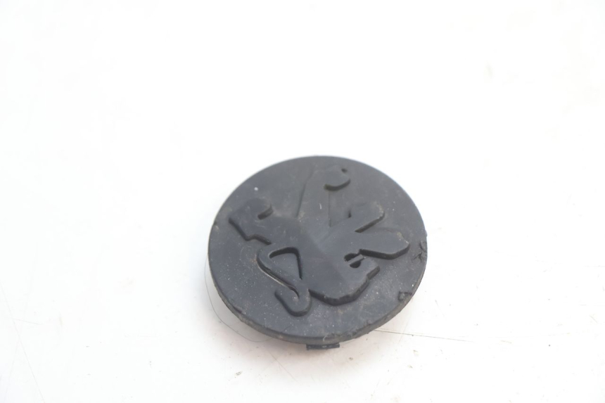 photo de TAMPA DE RODA PEUGEOT SPEEDFIGHT LC 50 (1996 - 2002) - Detalhe da peça