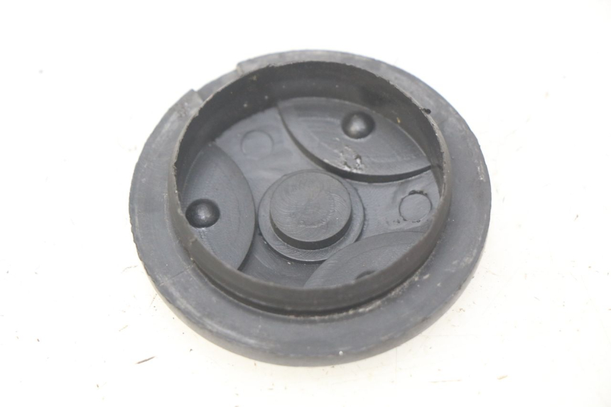 photo de TAMPA DE RODA SACHS SPEEDJET 2T 50 (2007 - 2014) - Detalhe da peça