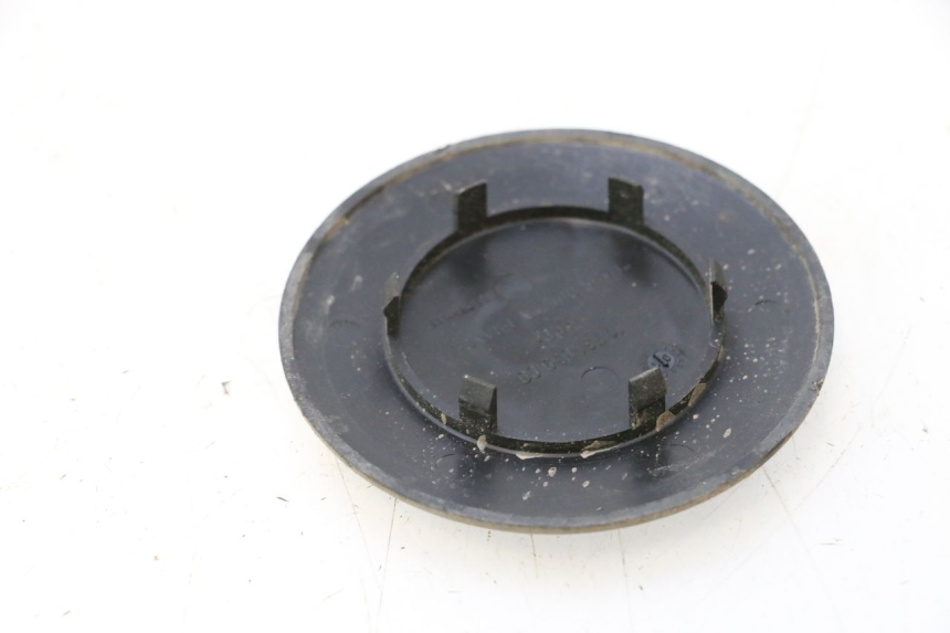 photo de TAMPA DE RODA PEUGEOT VIVACITY 50 (1998 - 2003) - Detalhe da peça