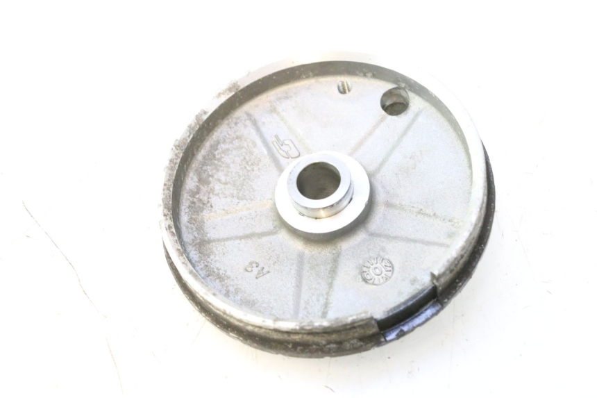 photo de TAMPA DE RODA YAMAHA X-MAX XMAX 125 (2010 - 2013) - Zoom do estado de desgaste
