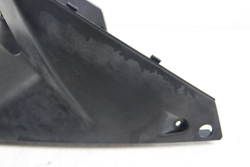 photo de TAMPA DEBAIXO DO BANCO YAMAHA BW'S BWS 125 (2010 - 2013) - Ampliação técnica