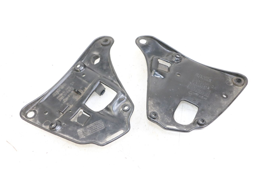 photo de TAMPA DEBAIXO DO BANCO APRILIA CLASSIC 125 (1995 - 2001) - Detalhe da peça
