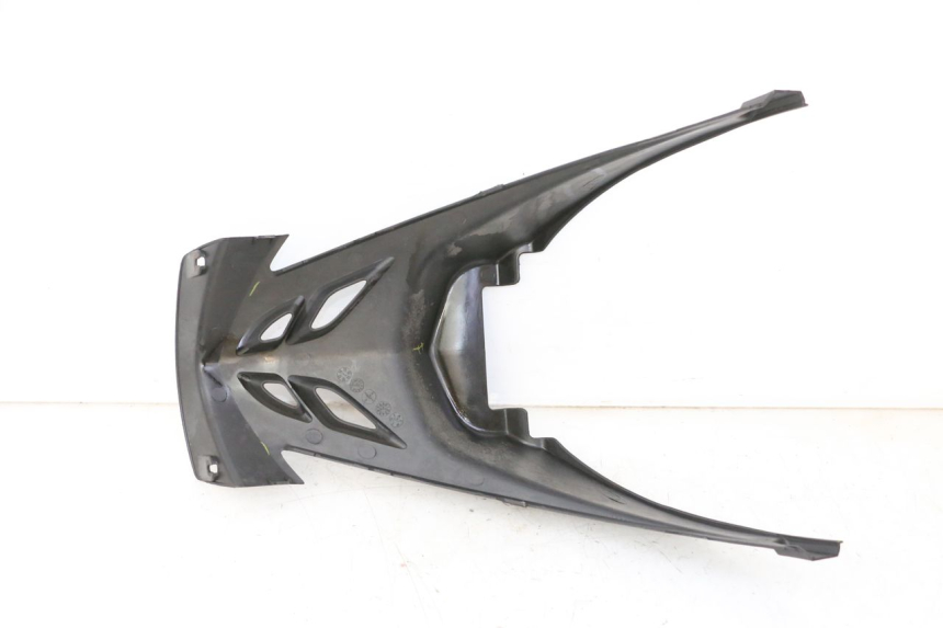 photo de TAMPA DEBAIXO DO BANCO YAMAHA CYGNUS X INJECTION 125 (2007 - 2013) - Detalhe da peça