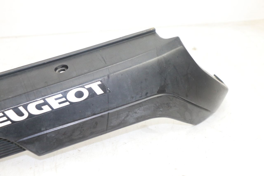 photo de TAMPA DIREITA SOB O ASSENTO PEUGEOT 103 SPX CLIP 50 (1989 - 1992) - Zoom do estado de desgaste