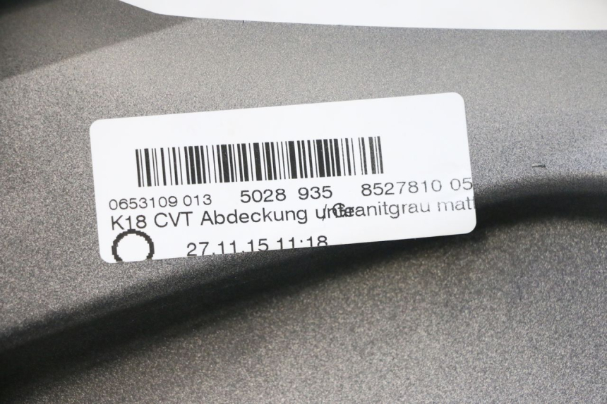 photo de TAMPA LATERAL DIREITA SOB O BANCO BMW C SPORT 650 (2015 - 2021) - Detalhe da peça