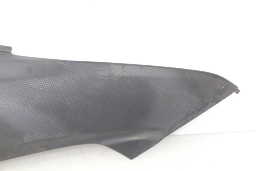 photo de TAMPA LATERAL DIREITA SOB O BANCO HONDA CBRF CBR-F PC41 600 (2011 - 2013) - Ampliação técnica