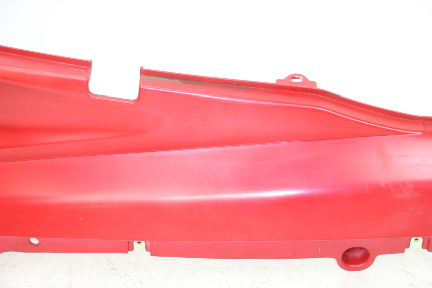 photo de TAMPA LATERAL DIREITA SOB O BANCO PEUGEOT DJANGO 4T 50 (2014 - 2019) - Imagem adicional