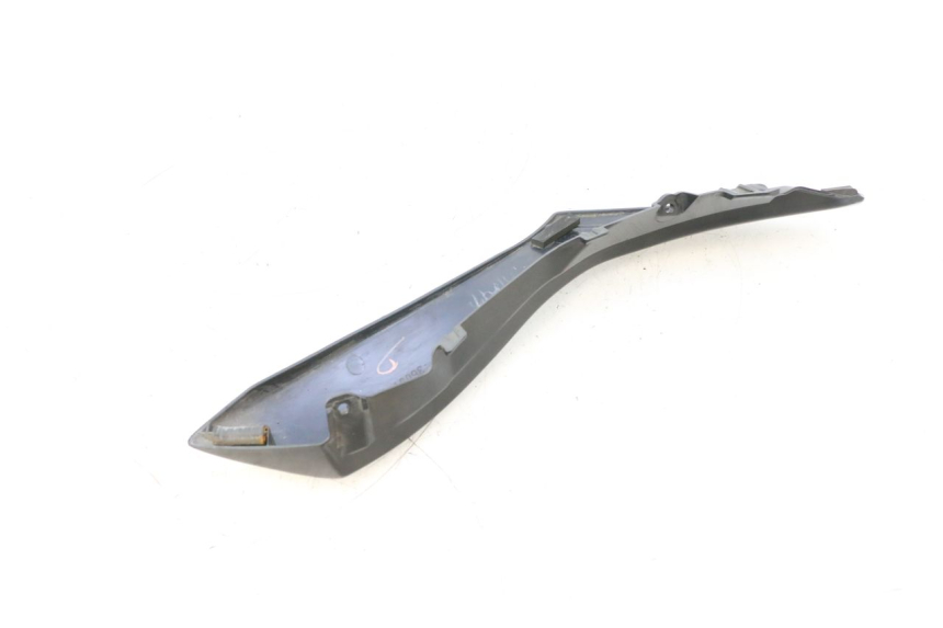 photo de TAMPA LATERAL DIREITA SOBRE O BANCO KAWASAKI ER-6 ER6 F ABS 650 (2012 - 2016) - Outro ângulo de visão