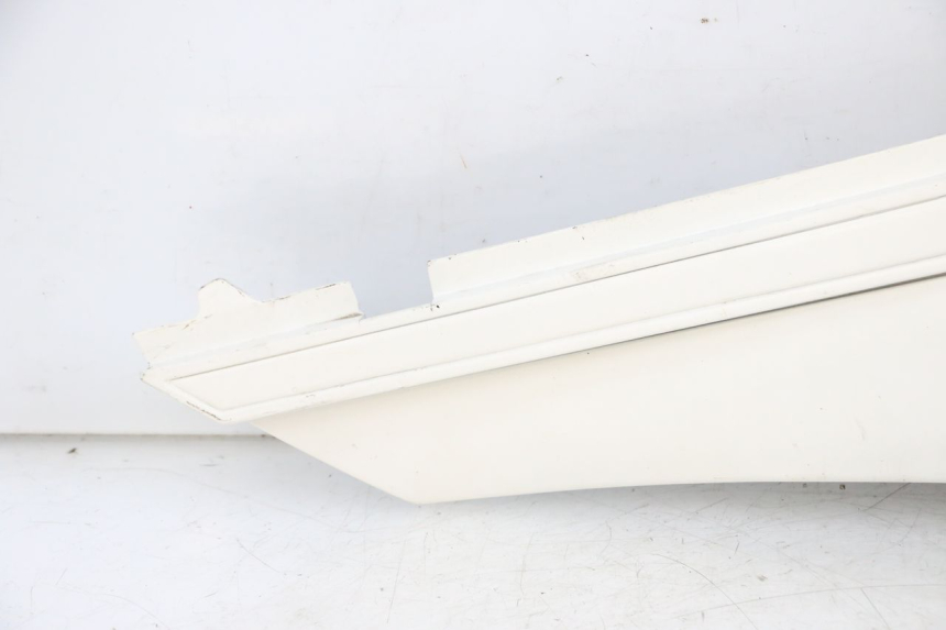 photo de TAMPA LATERAL DIREITA SOB O BANCO YAMAHA FJ 36Y 1100 (1984 - 1985) - Vista do produto