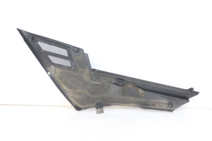 photo de TAMPA LATERAL DIREITA SOB O BANCO YAMAHA FJ 3CX 1200 (1986 - 1996) - Detalhes característicos