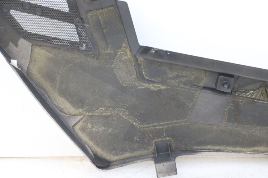 photo de TAMPA LATERAL DIREITA SOB O BANCO YAMAHA FJ 3CX 1200 (1986 - 1996) - Marcações e referências