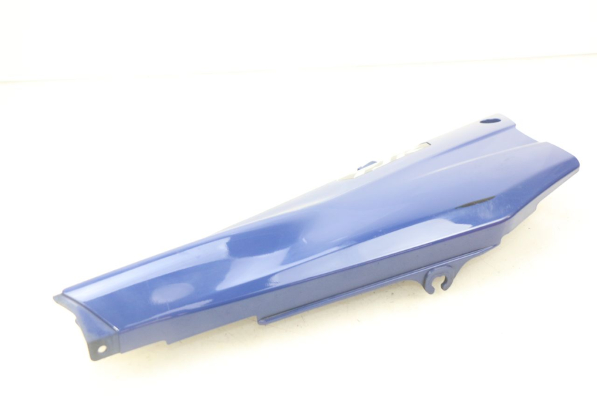 photo de TAMPA LATERAL DIREITA SOB O BANCO YAMAHA FJR ABS 1300 (2016 - 2020) - Pontos de fixação
