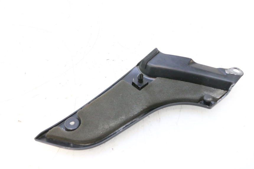 photo de TAMPA DIREITA SOB O ASSENTO YAMAHA FJR 1300 (2001 - 2005) - Detalhe da peça