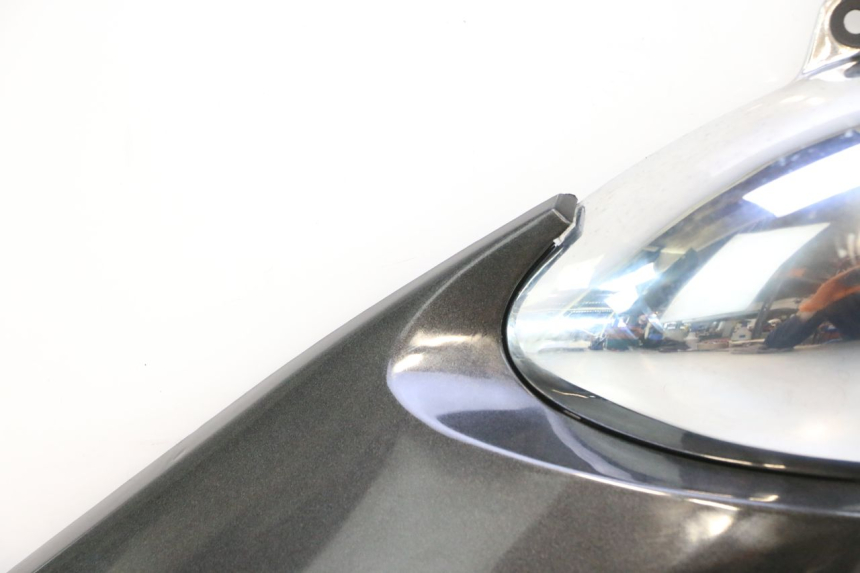 photo de TAMPA DIREITA SOB O ASSENTO SUZUKI GSF N BANDIT 1200 (2001 - 2005) - Peça verificada