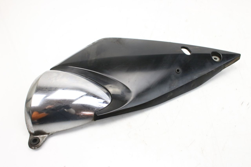 photo de TAMPA LATERAL DIREITA SOB O BANCO SUZUKI GSF S BANDIT 600 (2000 - 2004) - Ampliação técnica