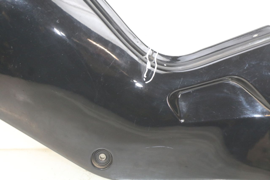 photo de TAMPA LATERAL DIREITA SOB O BANCO SUZUKI GSX-F GSX  F 1100 (1988 - 1994) - Marcações e referências
