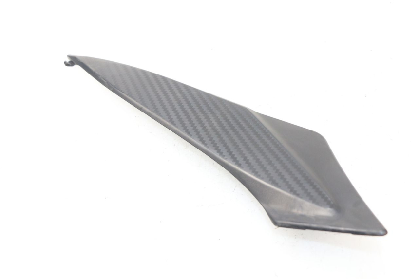 photo de TAMPA LATERAL DIREITA SOB O BANCO SUZUKI GSX-R GSXR 750 (2011 - 2016) - Zoom do estado de desgaste