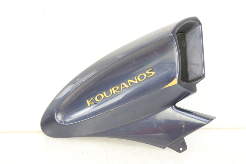 photo de TAMPA LATERAL DIREITA SOB O BANCO RENAULT KOURANOS 125 (2001 - 2004) - Zoom do estado de desgaste